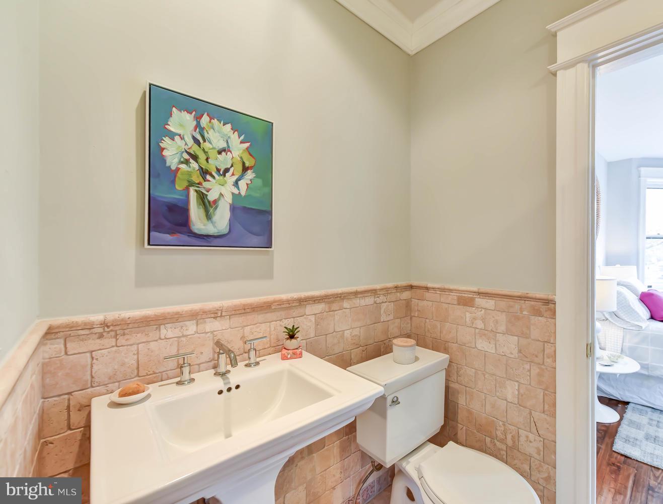 110 13th Street Southeast Washington, DC 20003 - Photo 31 of 58 2nd bath is between BR2 & BR3