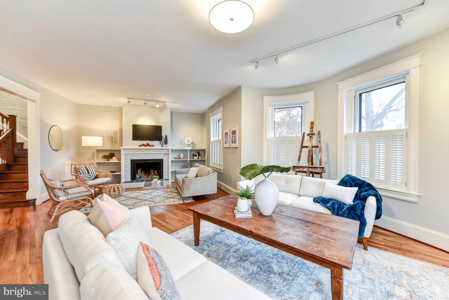 110 13th Street Southeast Washington, DC 20003 - Photo 9 of 58 Plenty of room for a baby grand piano