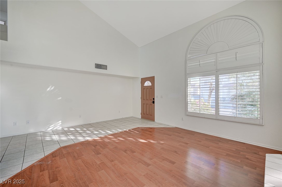 8776 Country View Avenue Las Vegas, NV 89129 - Photo 6 of 43