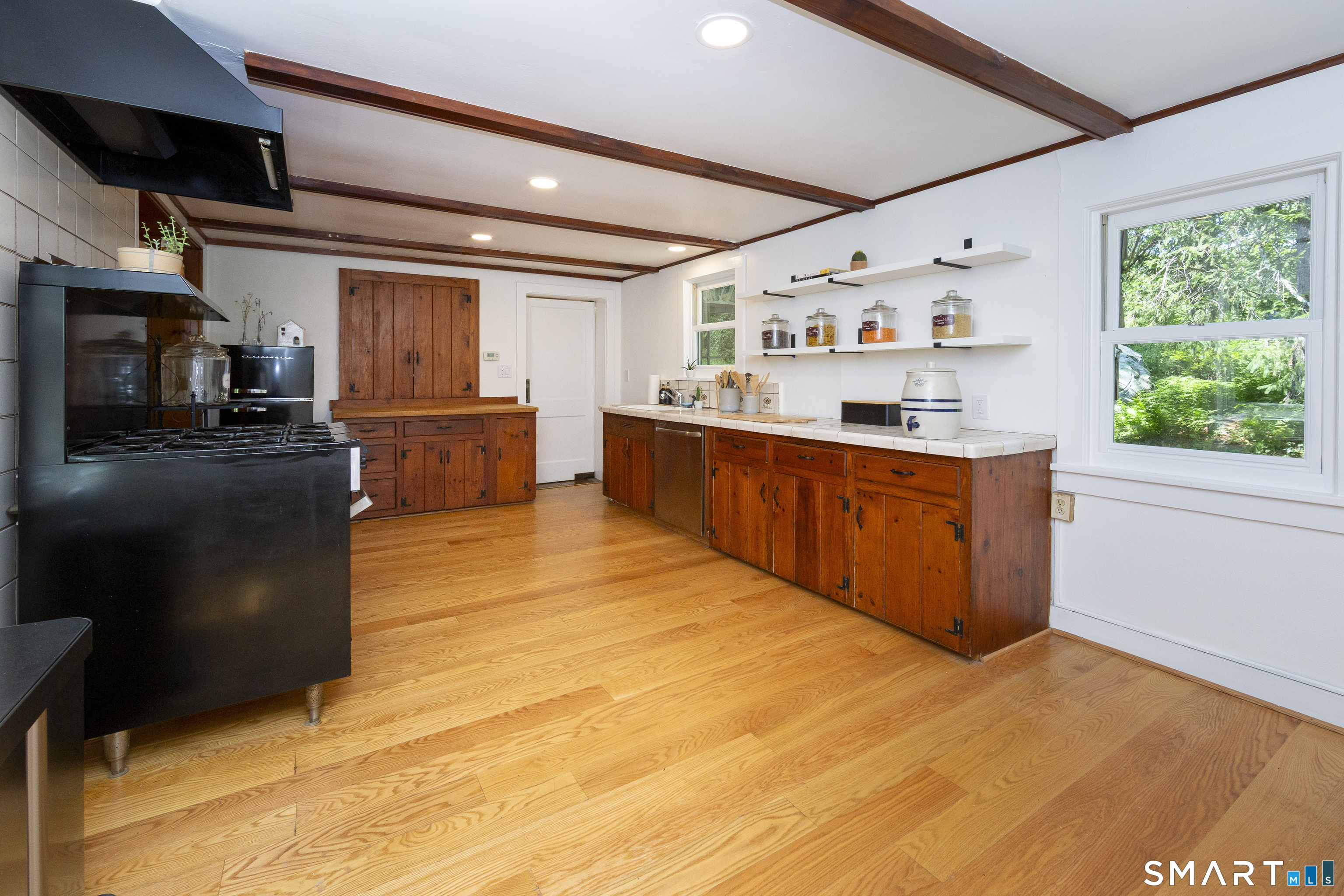 48 Keeler Road Sharon, CT 06069 - Photo 9 of 40 Generous kitchen with hardwood floors and beamed ceiling.