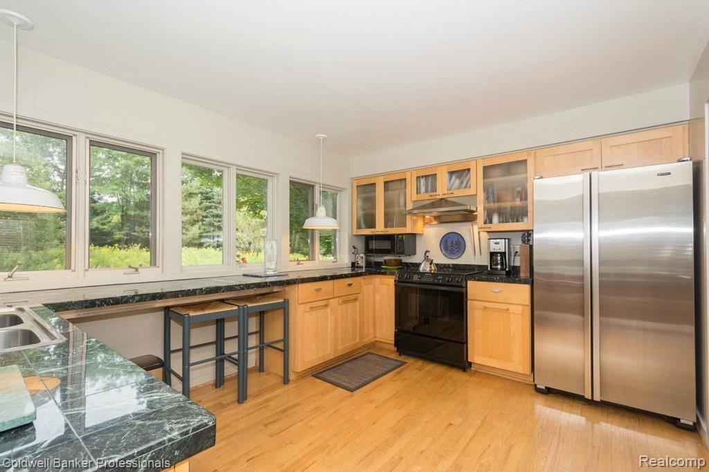 2963 Warren Road Ann Arbor, MI 48105 - Photo 13 of 57 MLS13_kitchen1.jpg