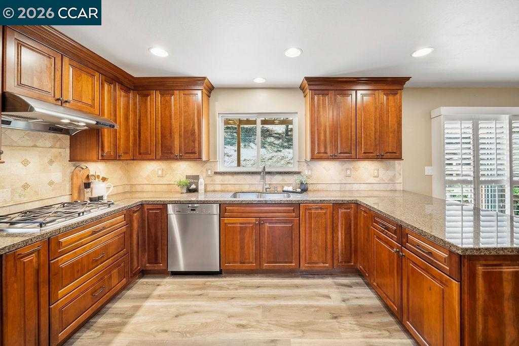 5787 Lewis Way Concord, CA 94521 - Photo 19 of 52