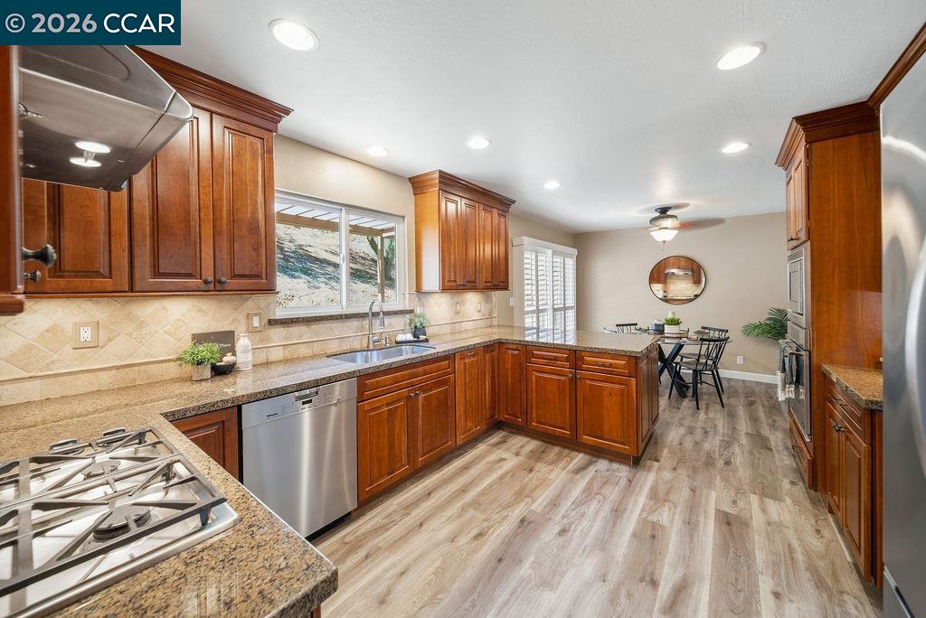 5787 Lewis Way Concord, CA 94521 - Photo 21 of 52