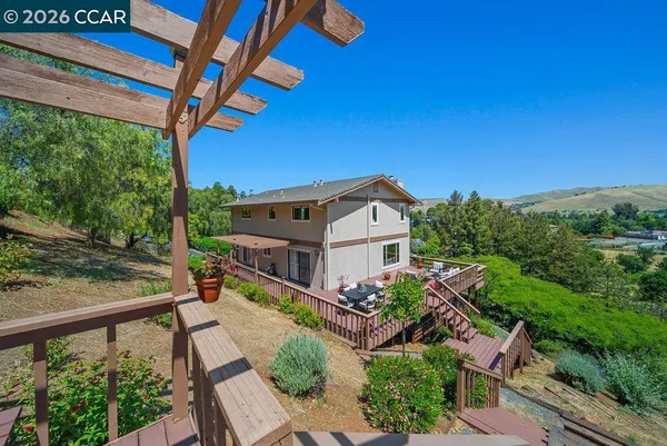 $1,250,000 | 5787 Lewis Way, Concord, CA 94521