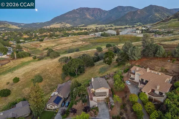$1,250,000 | 5787 Lewis Way, Concord, CA 94521
