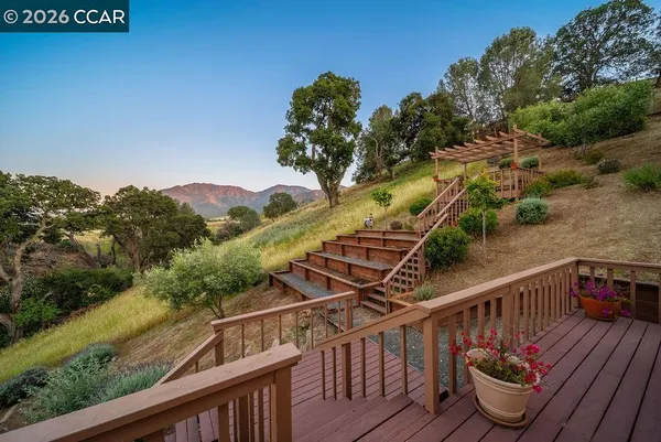 $1,250,000 | 5787 Lewis Way, Concord, CA 94521