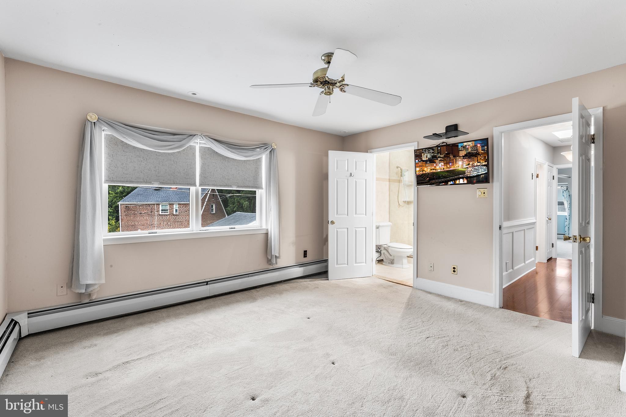 2747 Springhill Road Secane, PA 19018 - Photo 21 of 40 Primary bedroom