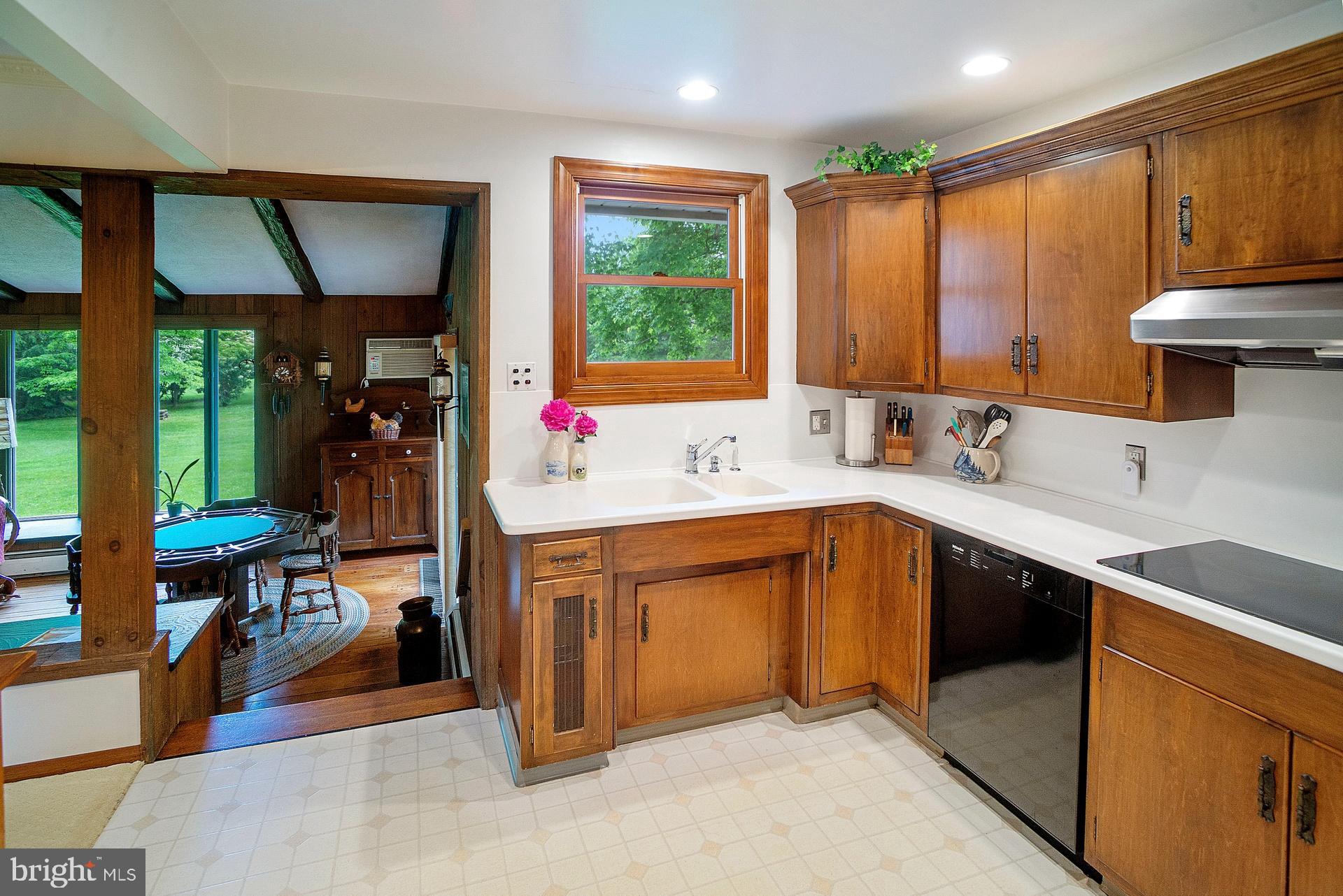 641 Norristown Road Horsham, PA 19044 - Photo 18 of 36 Gallery Image 18