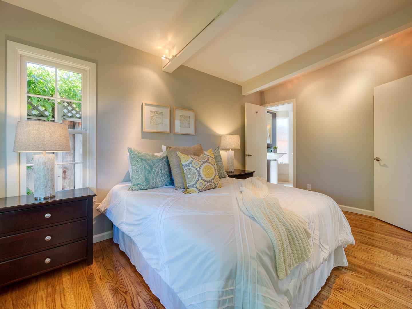 58 Lorelei Lane Menlo Park, CA 94025 - Photo 19 of 29