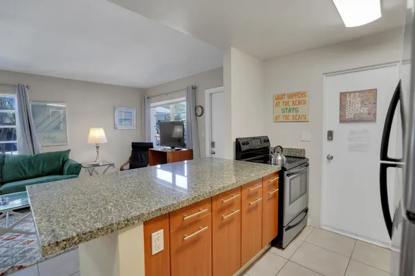 $2,300 | 3212 Northeast 9th Street, Unit A104, Pompano Beach, FL 33062