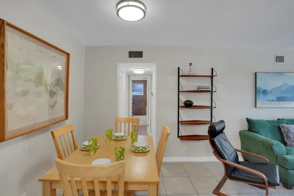 $2,300 | 3212 Northeast 9th Street, Unit A104, Pompano Beach, FL 33062