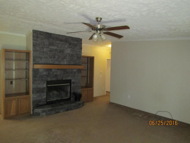 3659 Eagle Ridge Road Maryville, TN 37803 - Photo 3 of 12 Living Room