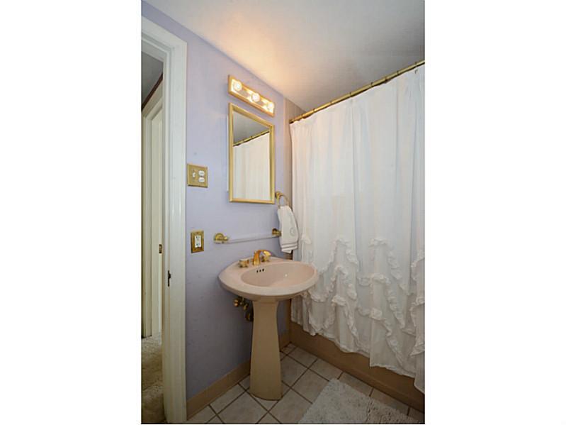 1256 Prospect Road Whitehall, PA 15227 - Photo 20 of 25 Full Bath. 2nd Floor Full Bath
