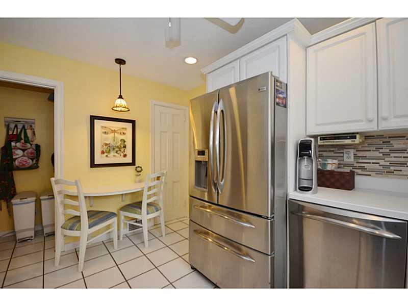 1256 Prospect Road Whitehall, PA 15227 - Photo 10 of 25 Kitchen. Eat-in-Kitchen Area