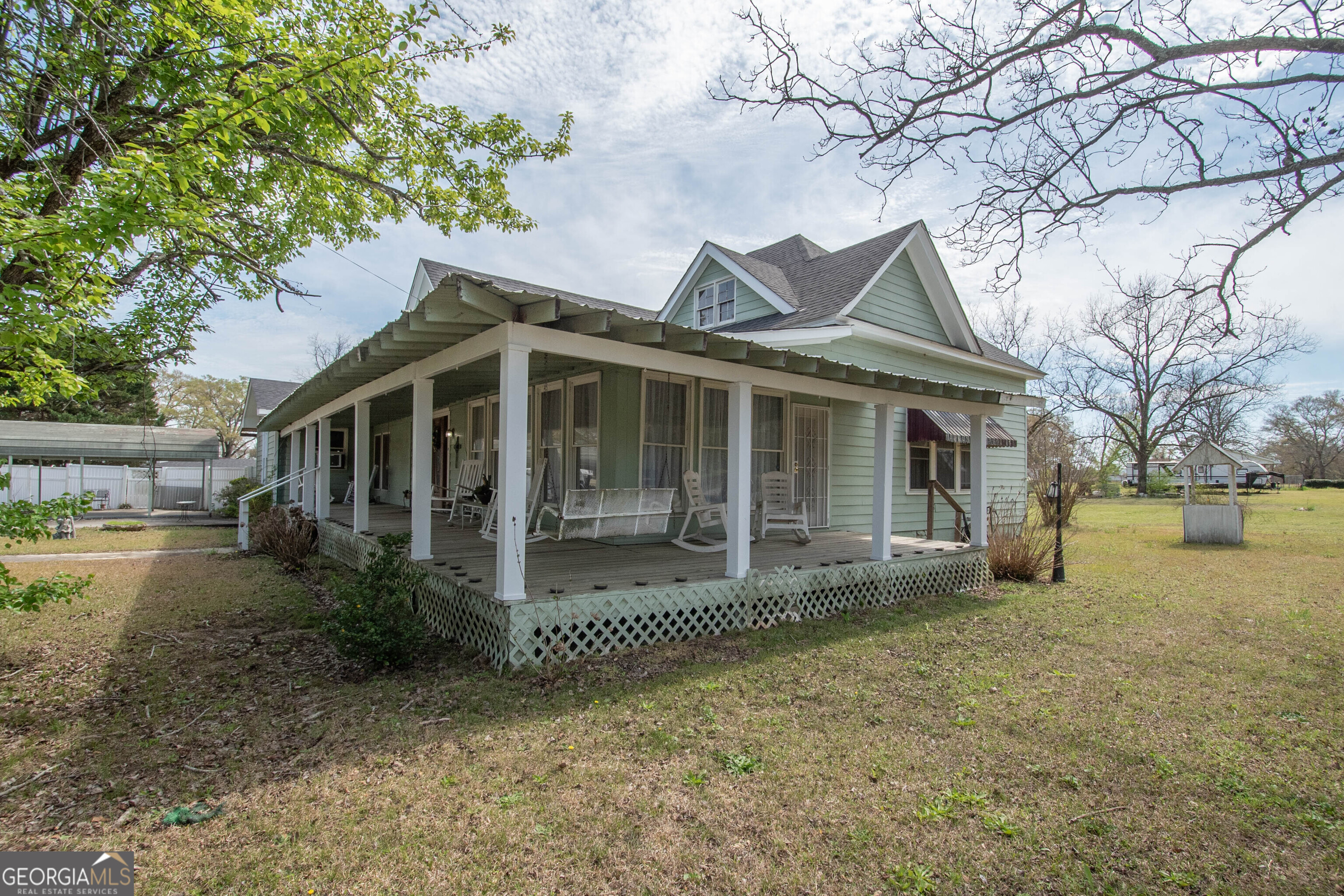 125 Fowler Street Warm Springs, GA 31830 - Photo 2 of 46 front view of a house with a yard