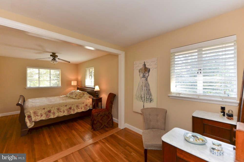 3020 Military Road Arlington, VA 22207 - Photo 9 of 26 a bedroom with a bed and a window