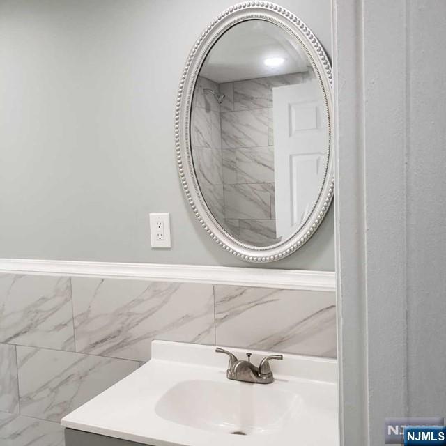 68 Christie Street, Unit 2 Ridgefield Park, NJ 07660 - Photo 5 of 13