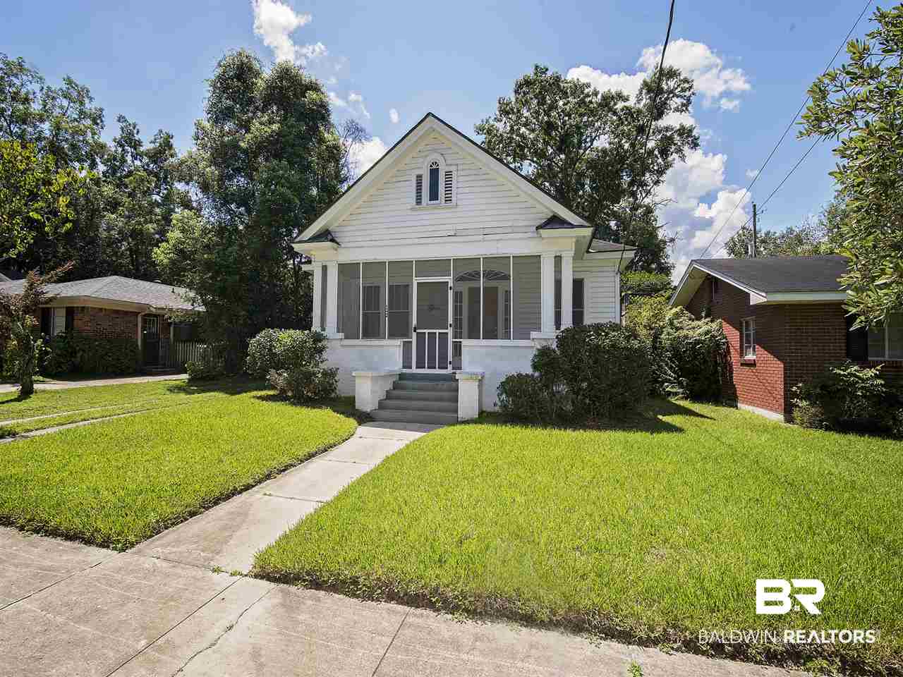 102 Crenshaw Street Mobile, AL 36606 - Photo 1 of 18