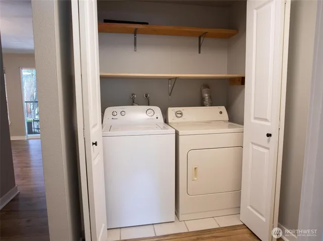 $425,000 | 14002 Northeast 181st Place, Unit A204, Woodinville, WA 98072