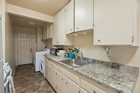 $795,000 | 1718 6th Avenue, Oakland, CA 94606