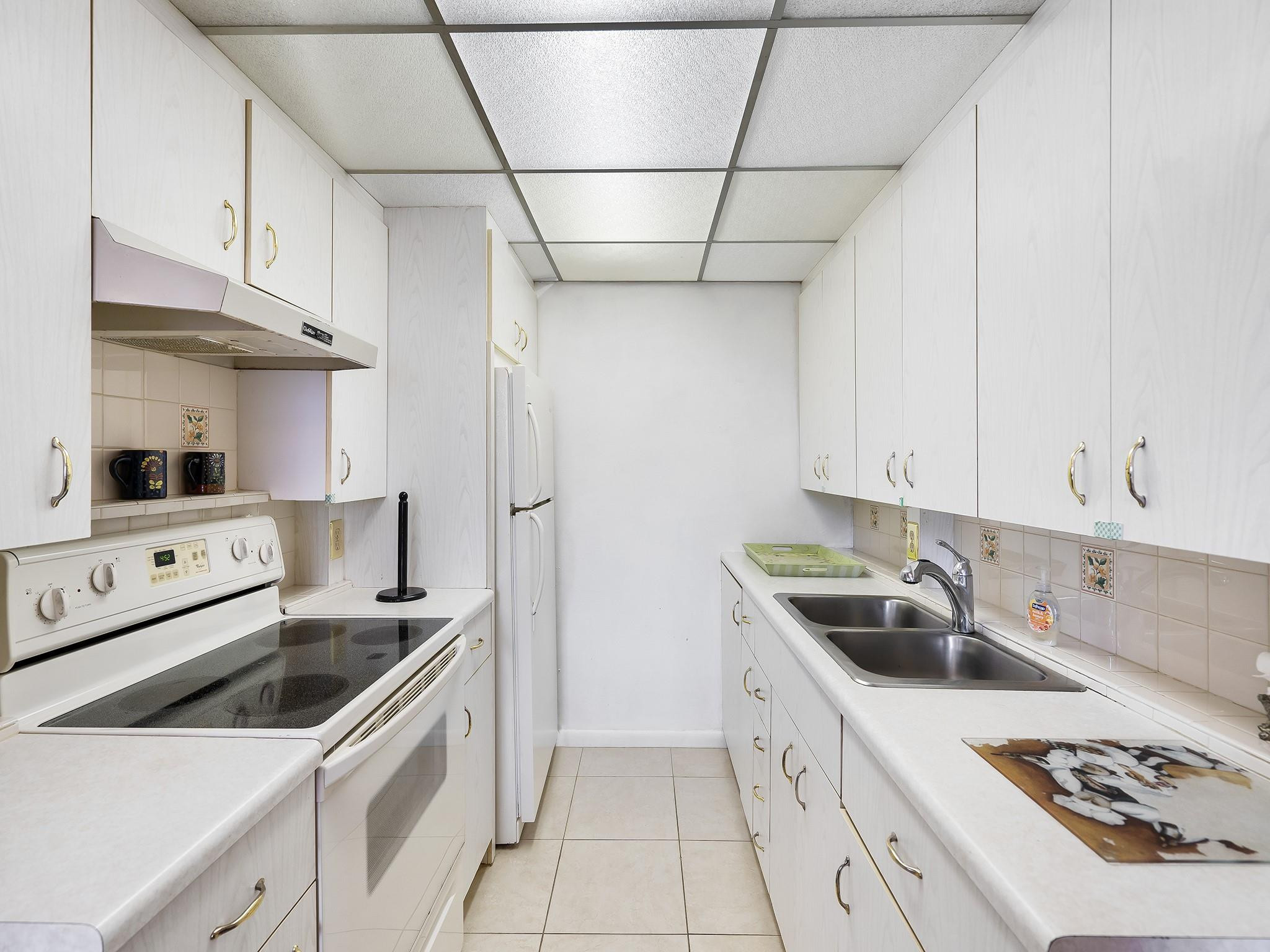 3003 Guildford East, Unit 3003 Boca Raton, FL 33434 - Photo 3 of 25 Photo 3