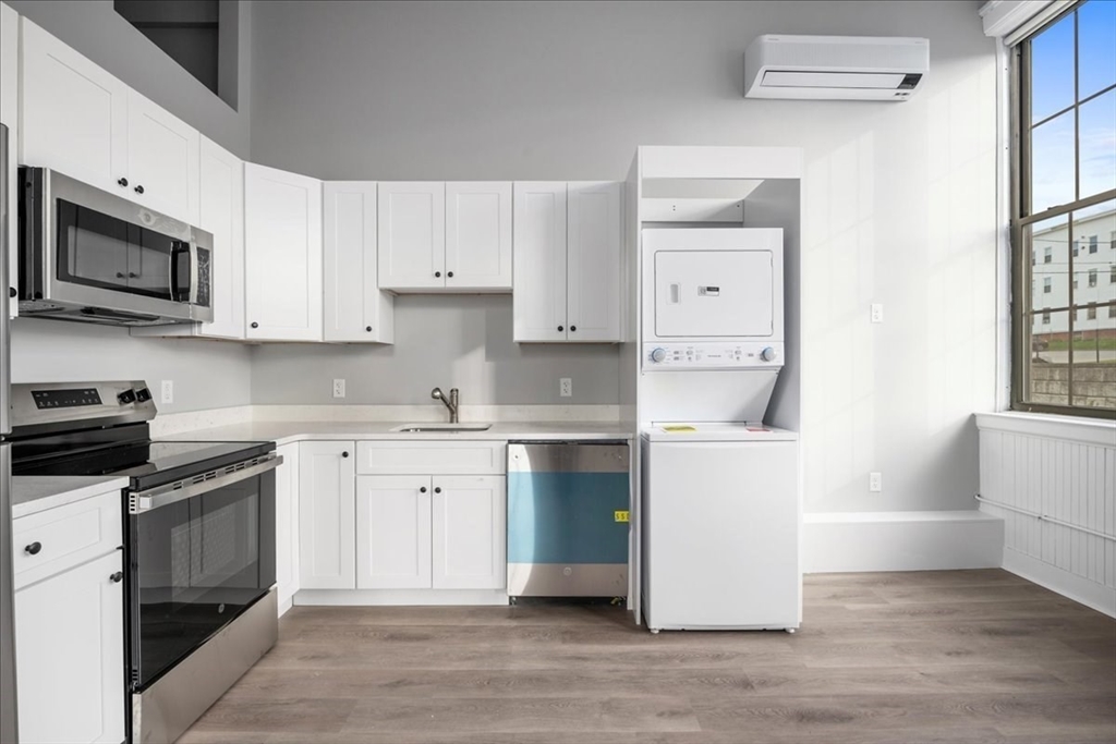 22 Waverly Street, Unit 102 Worcester, MA 01604 - Photo 5 of 13