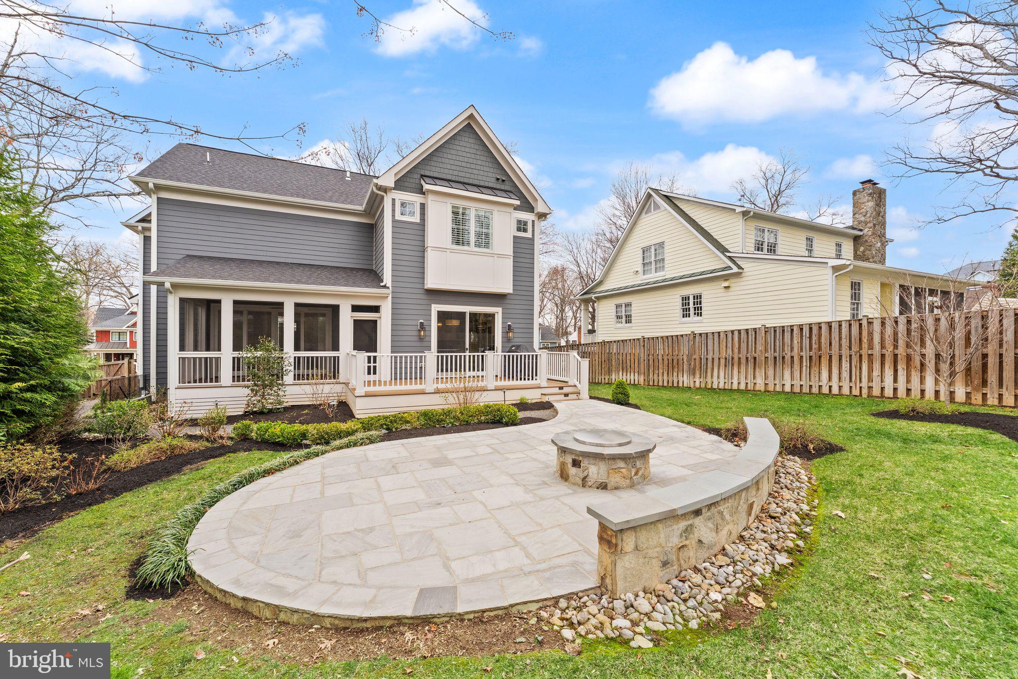 118 Oak Street Southwest Vienna, VA 22180 - Photo 20 of 32