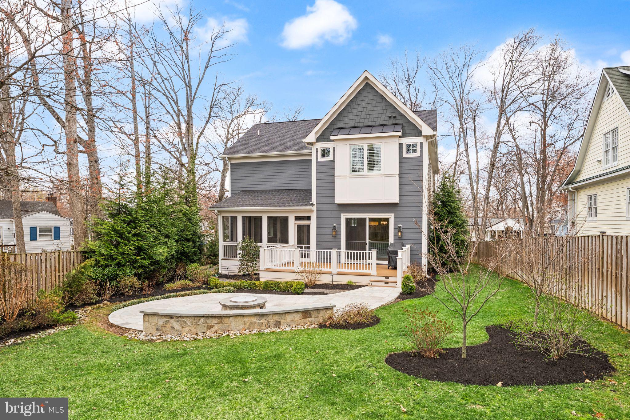 118 Oak Street Southwest Vienna, VA 22180 - Photo 21 of 32