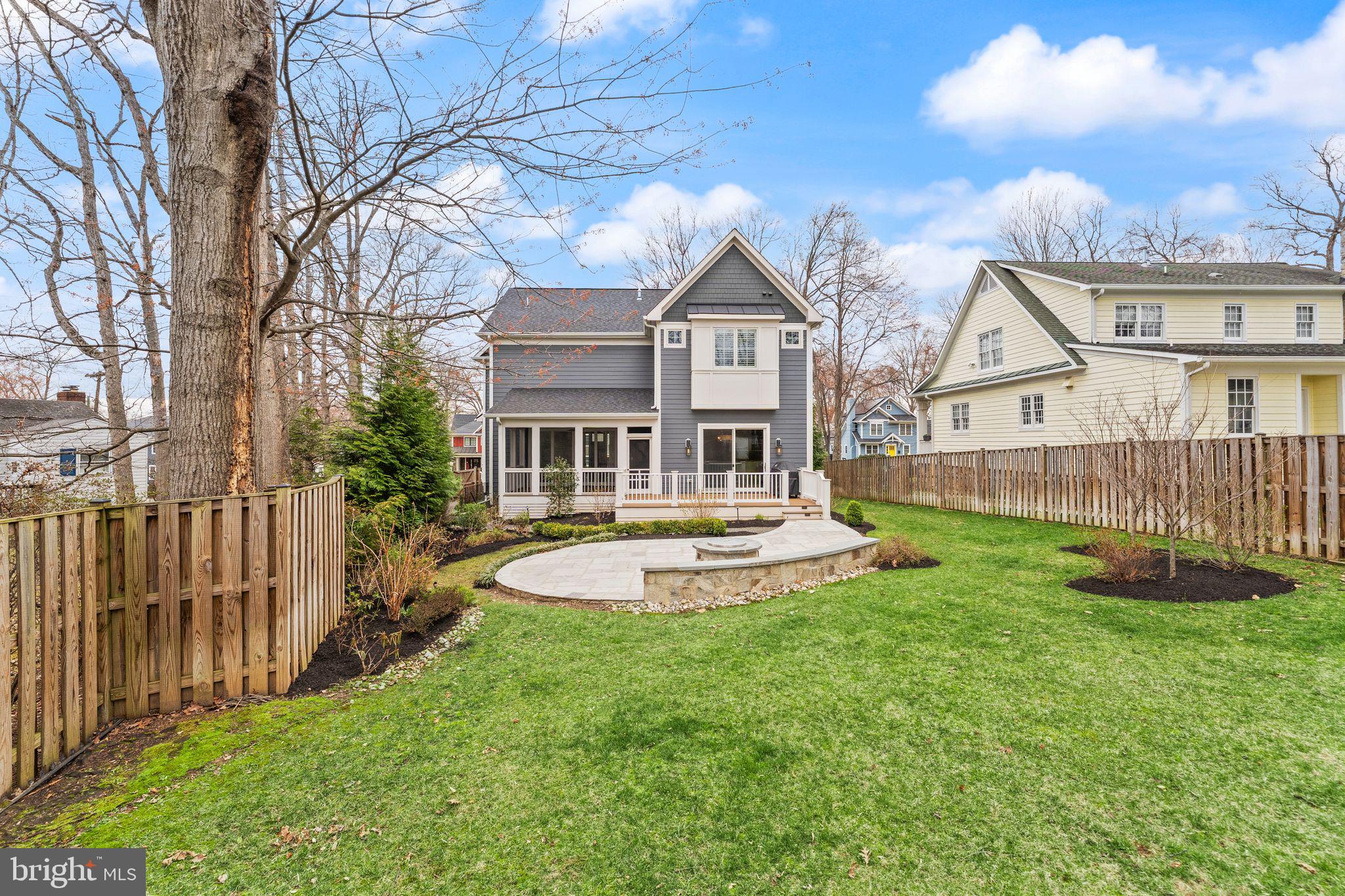 118 Oak Street Southwest Vienna, VA 22180 - Photo 24 of 32