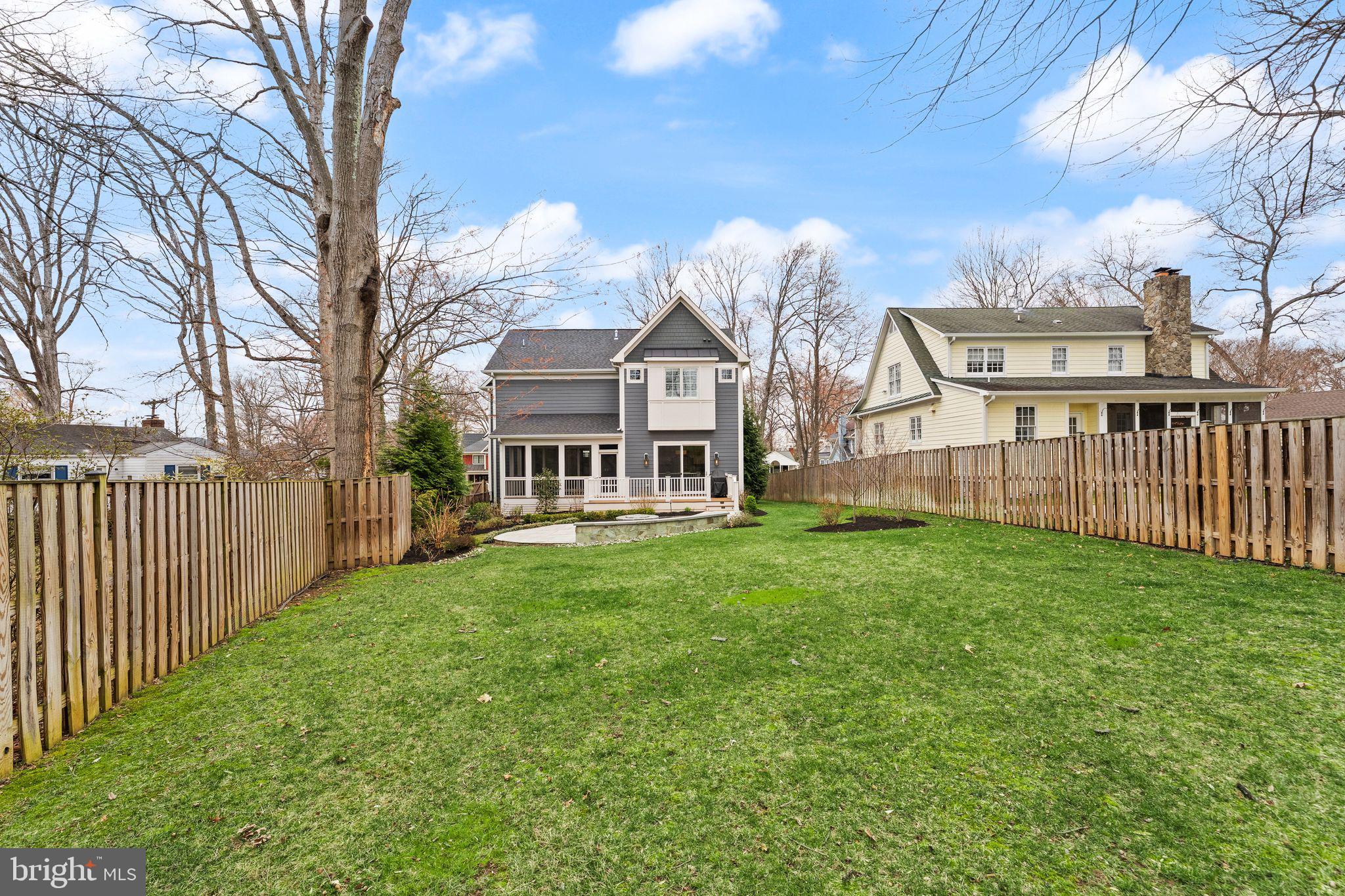 118 Oak Street Southwest Vienna, VA 22180 - Photo 25 of 32