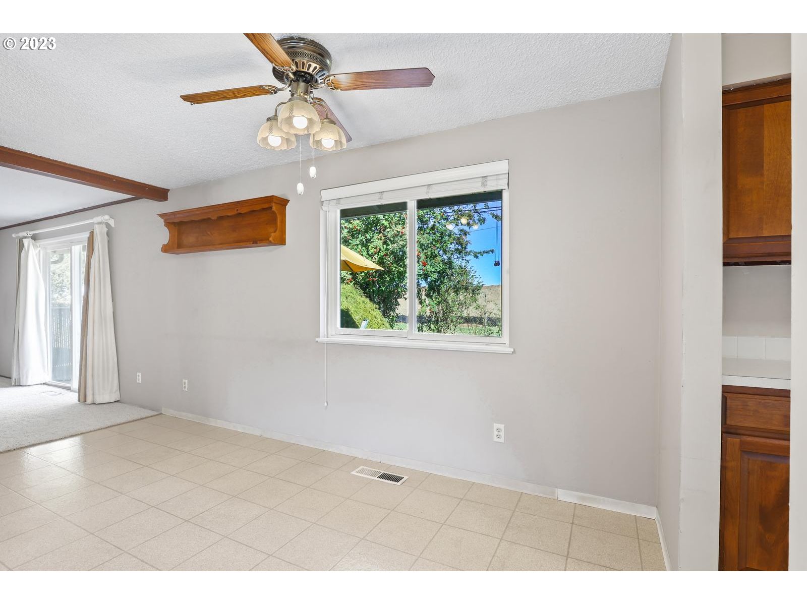 23921 Southeast Oak Street Gresham, OR 97030 - Photo 28 of 46 a view of an empty room with a window