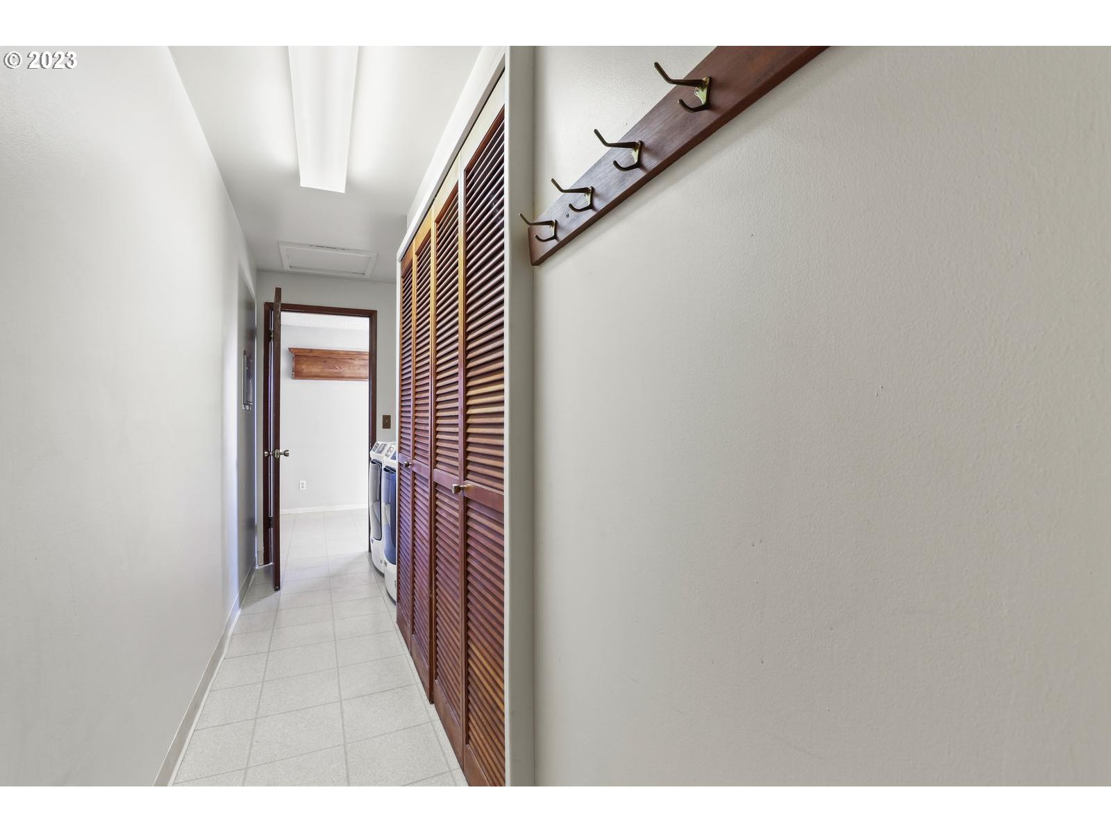 23921 Southeast Oak Street Gresham, OR 97030 - Photo 9 of 46 a view of a hallway with stairs
