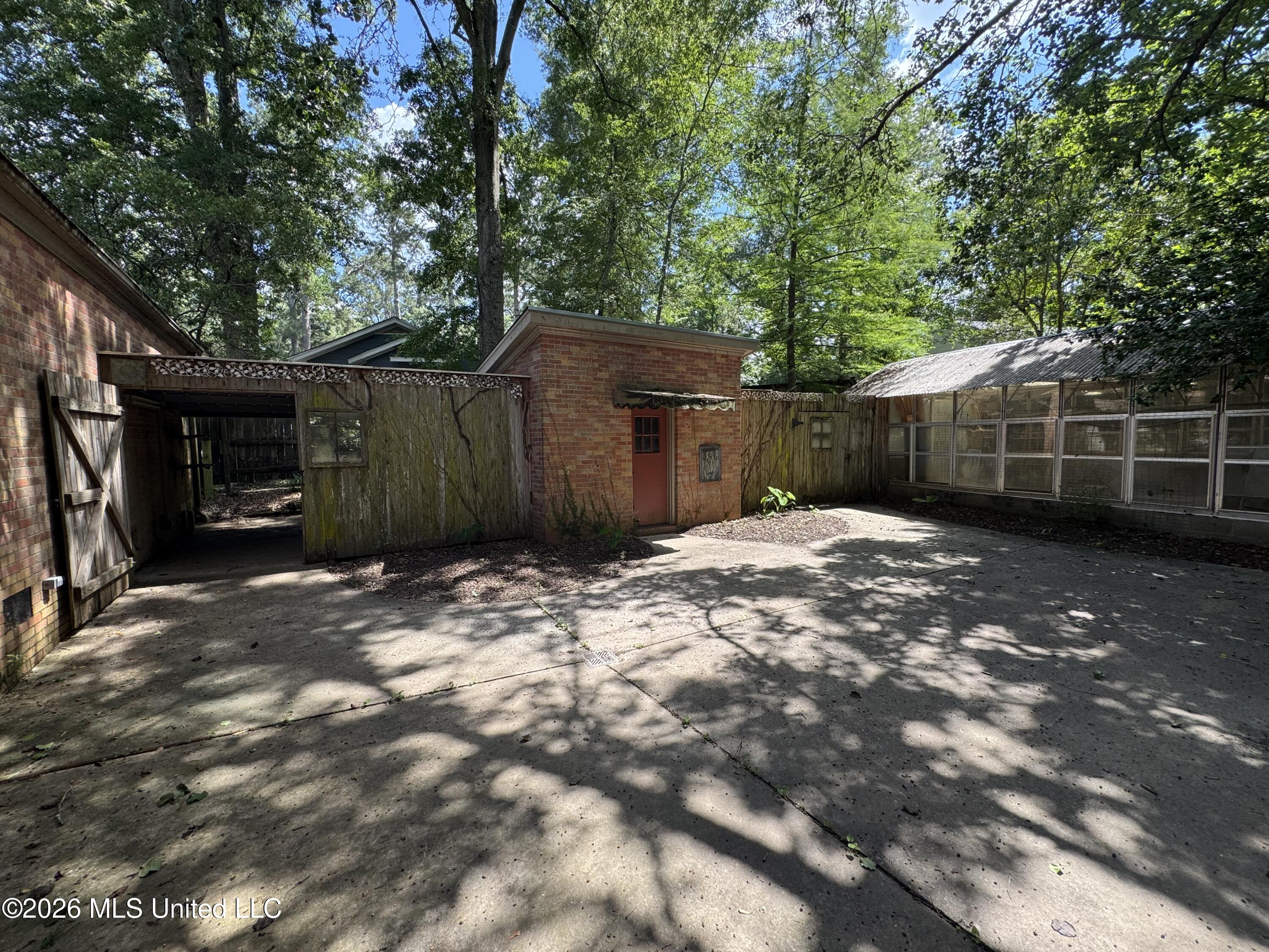 504 Becker Street Brookhaven, MS 39601 - Photo 28 of 34 IMG_3072