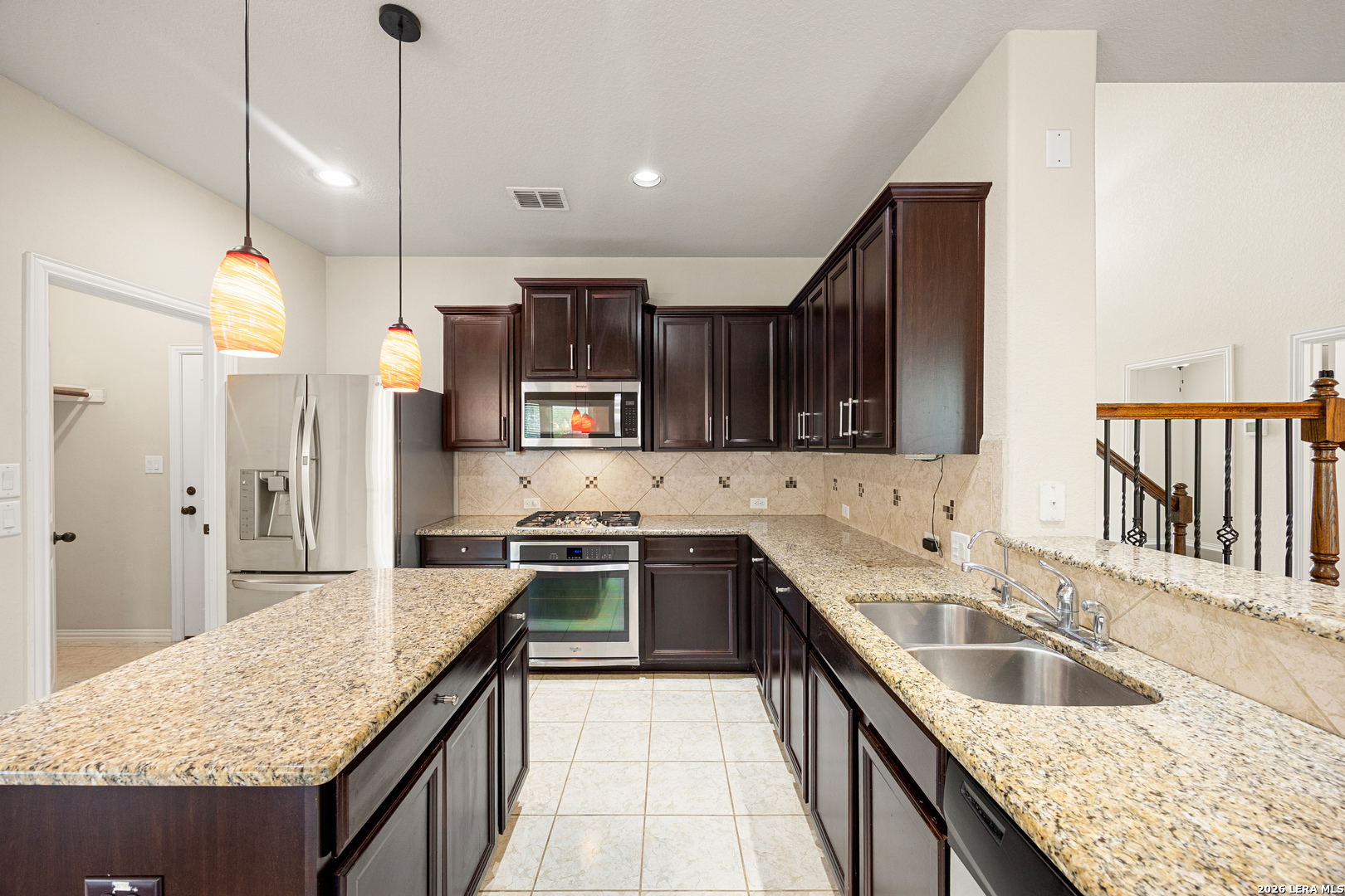 24727 Rising Hill San Antonio, TX 78260 - Photo 9 of 53