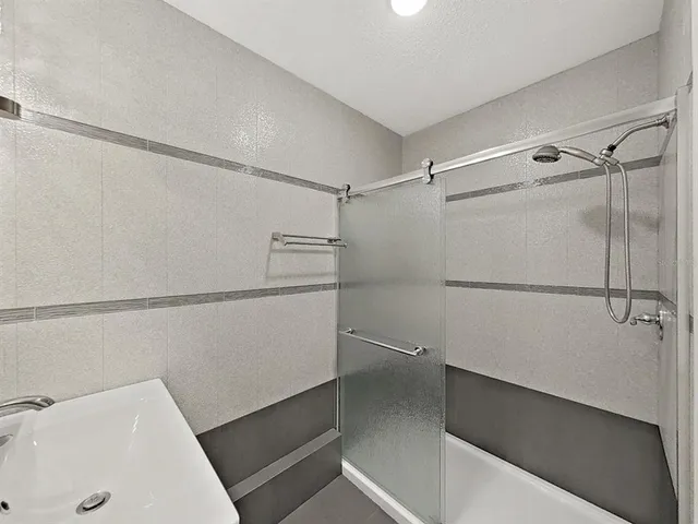 $149,900 | 121 Brandy Wine Drive, Unit 121, Largo, FL 33771