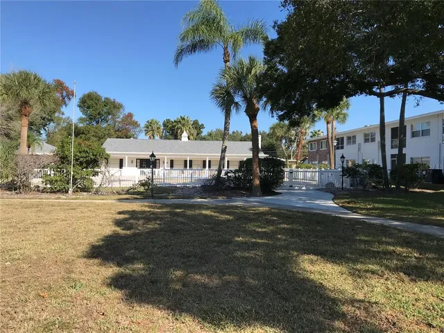 $149,900 | 121 Brandy Wine Drive, Unit 121, Largo, FL 33771