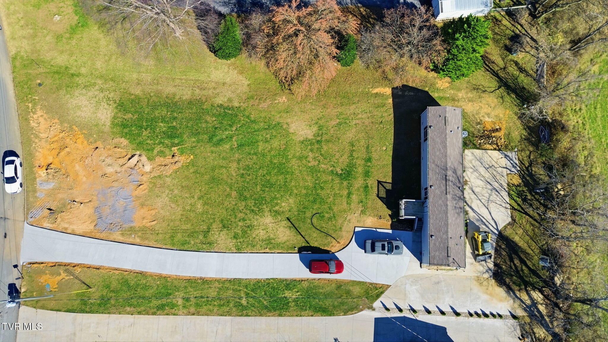 365 Roaming Drive Chuckey, TN 37641 - Photo 3 of 30 11-web-or-mls-DJI_0281