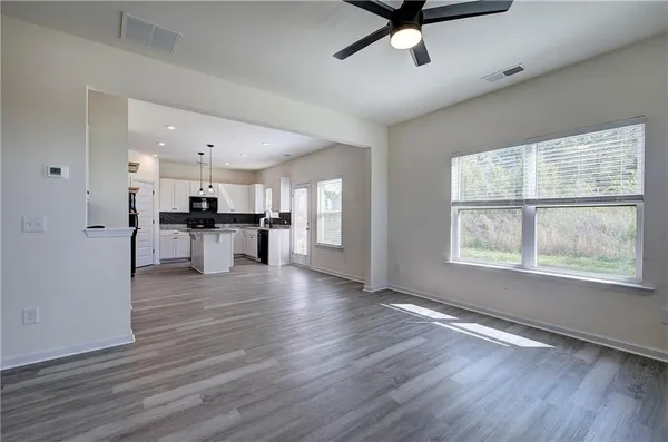 $2,300 | 10 Eagle Drive Northwest, Cartersville, GA 30121