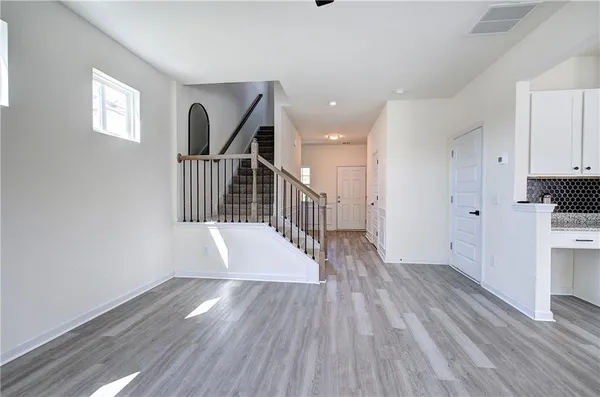 $2,300 | 10 Eagle Drive Northwest, Cartersville, GA 30121