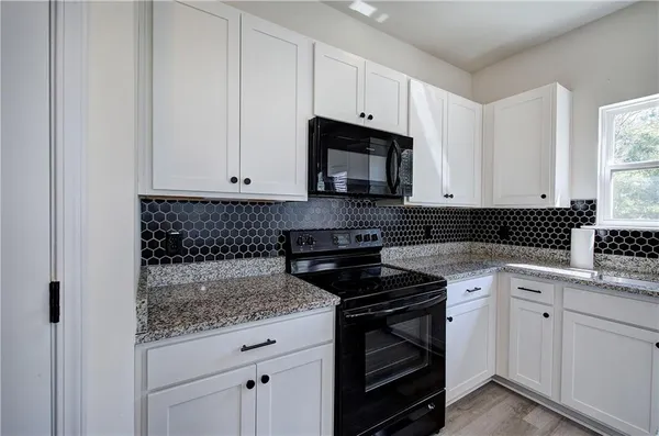 $2,300 | 10 Eagle Drive Northwest, Cartersville, GA 30121