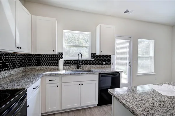 $2,300 | 10 Eagle Drive Northwest, Cartersville, GA 30121