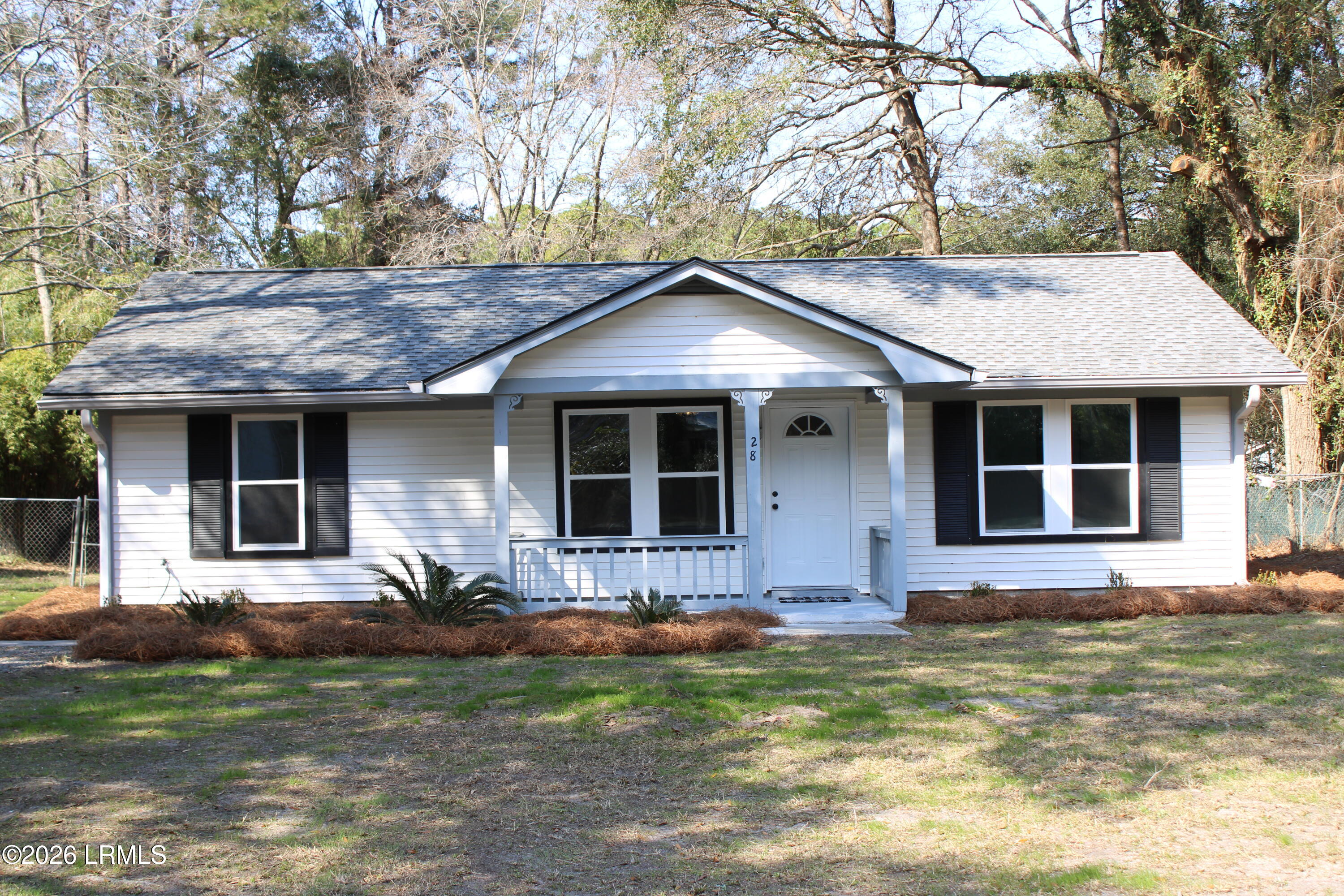 28 Springfield Road Beaufort, SC 29907 - Photo 2 of 19 IMG_0105