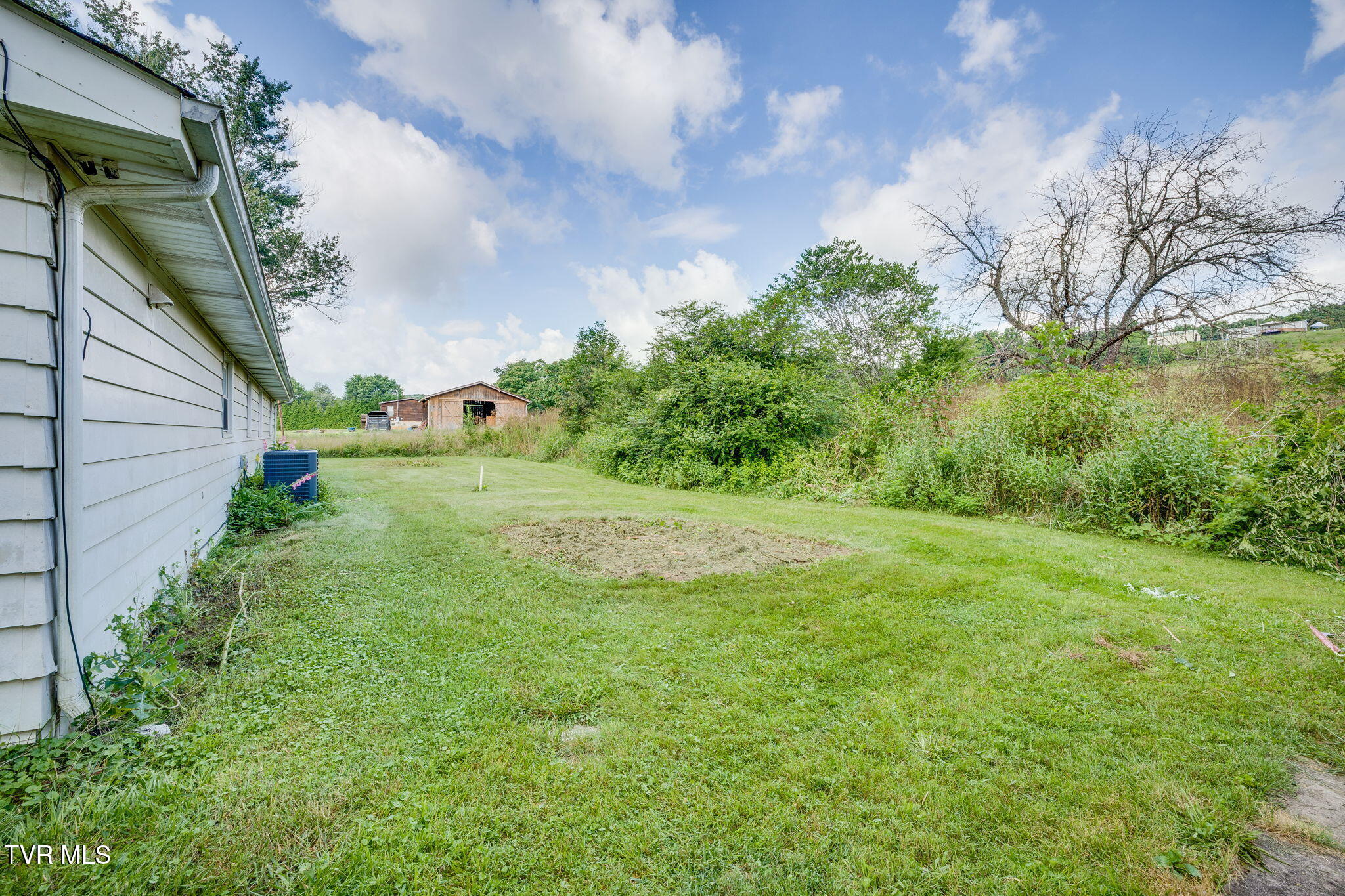 3545 Chuckey Highway Limestone, TN 37681 - Photo 28 of 30 028