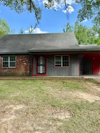 $69,900 | 2884 Spring Hill Drive, Memphis, TN 38127