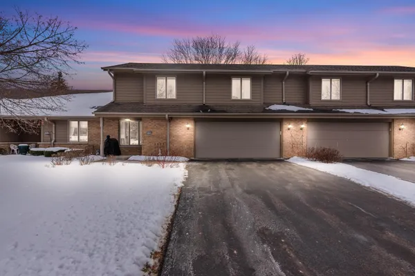 $499,000 | 3770 Klondike Court, Unit B, Brookfield, WI 53045