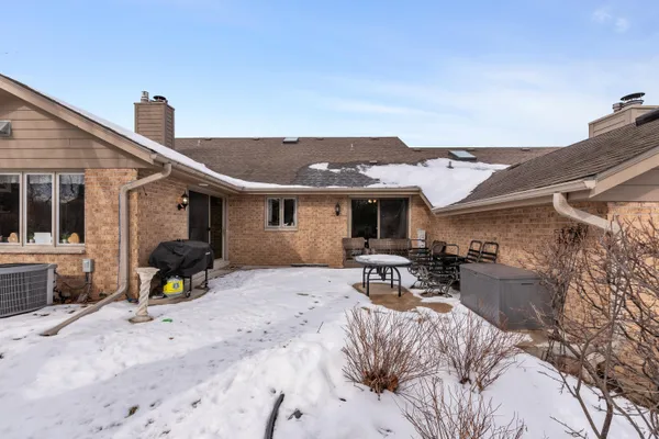$499,000 | 3770 Klondike Court, Unit B, Brookfield, WI 53045