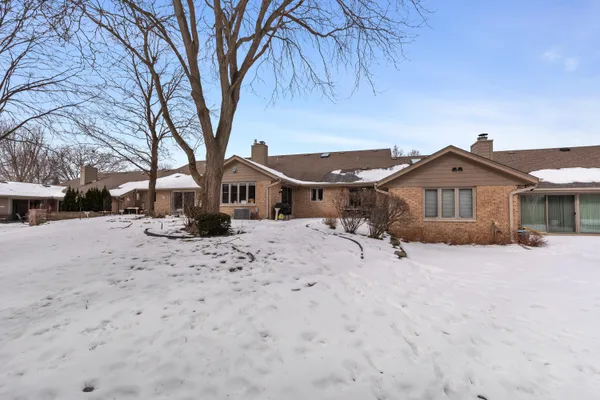 $499,000 | 3770 Klondike Court, Unit B, Brookfield, WI 53045