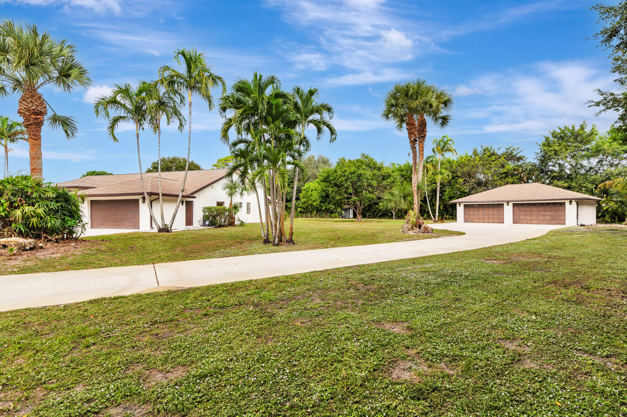 6725 Katherine Road West Palm Beach, FL 33413 - Photo 7 of 54 low-9