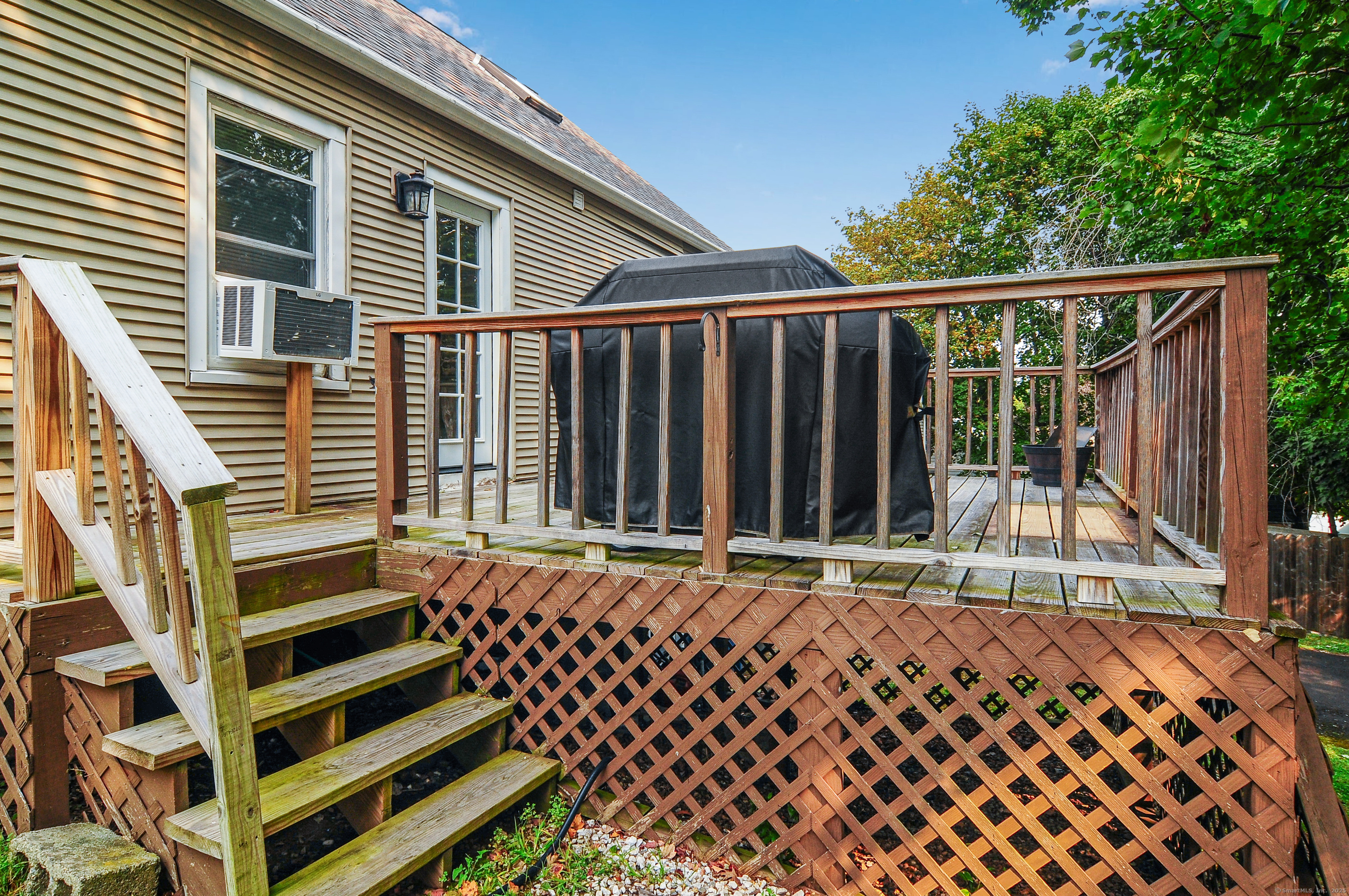 85 Benton Street Manchester, CT 06040 - Photo 31 of 34 a view of a house with wooden fence
