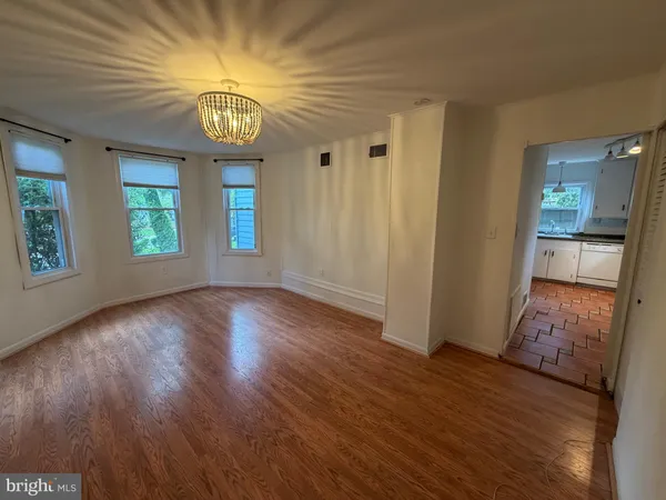 $3,199 | 5014 Delaware Street, College Park, MD 20740